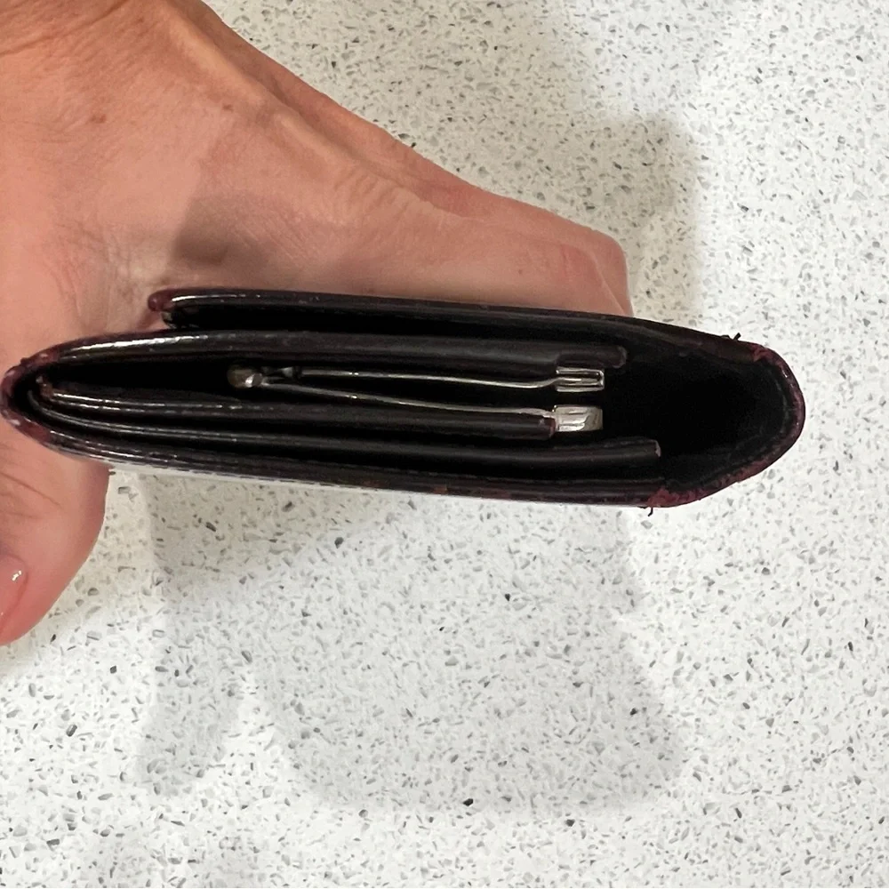 Gucci Authentic Dark Brown Leather Wallet